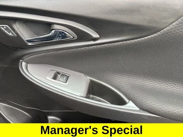 Chevrolet Malibu  2023