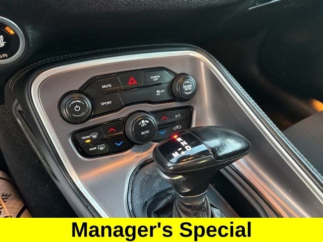 Dodge Challenger SXT 2021