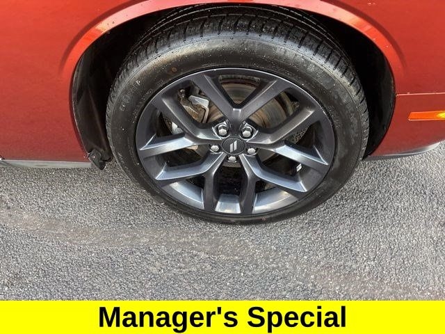 Dodge Challenger SXT 2021