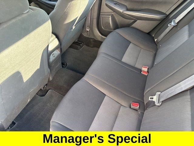 Nissan Sentra SV 2023