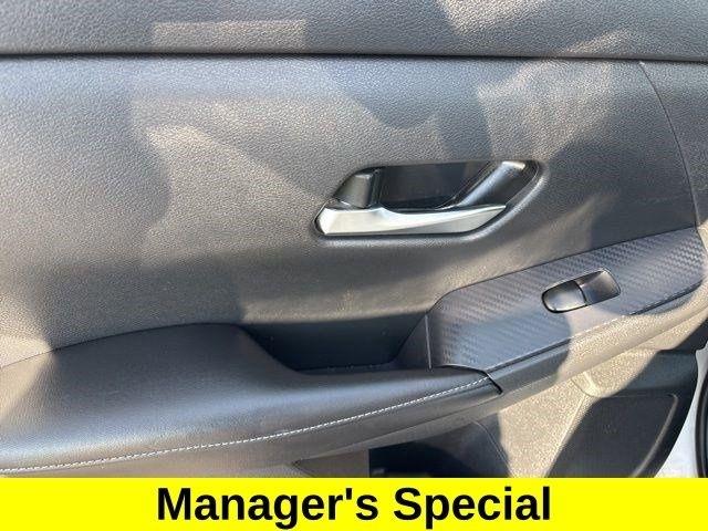 Nissan Sentra SV 2023