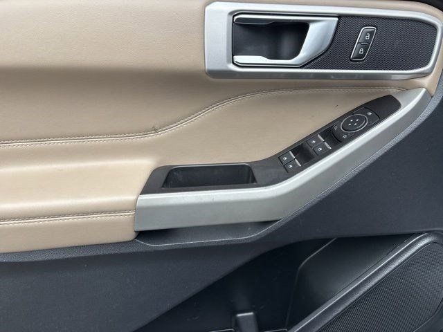 Ford Explorer XLT 4WD 2022