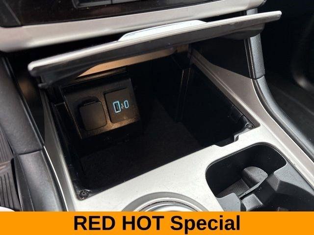 Ford Explorer XLT 4WD 2022