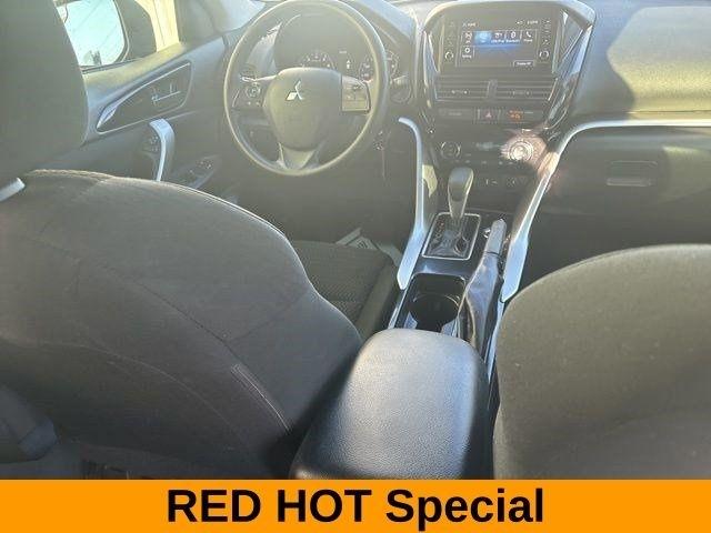 Mitsubishi Eclipse Cross  2024