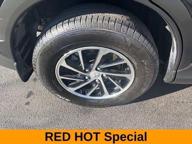 Mitsubishi Eclipse Cross  2024