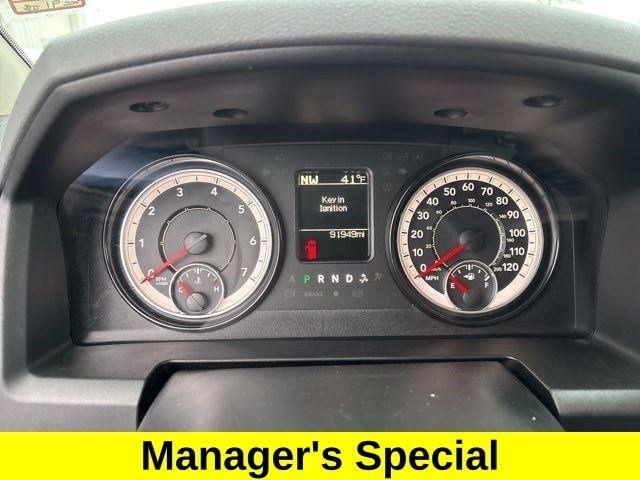 RAM 1500 SLT Crew Cab 4WD 2017