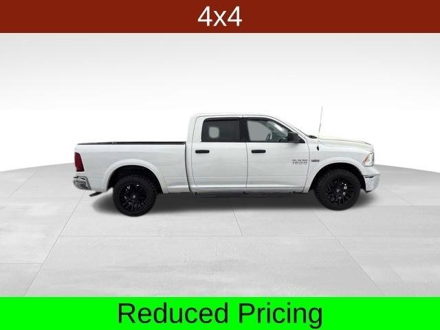 RAM 1500 SLT Crew Cab 4WD 2017