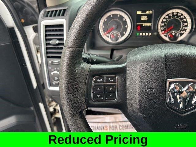 RAM 1500 SLT Crew Cab 4WD 2017