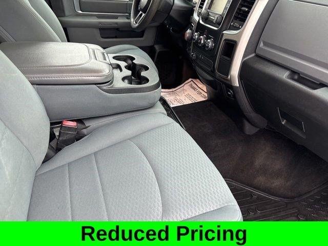 RAM 1500 SLT Crew Cab 4WD 2017