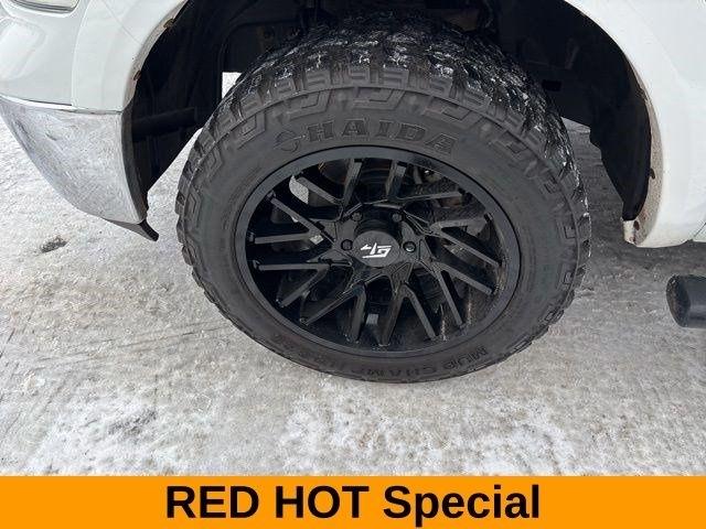 RAM 1500 SLT Crew Cab 4WD 2017