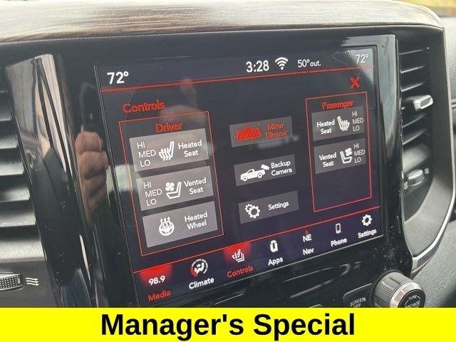 RAM 1500 Laramie Crew Cab 4WD 2020