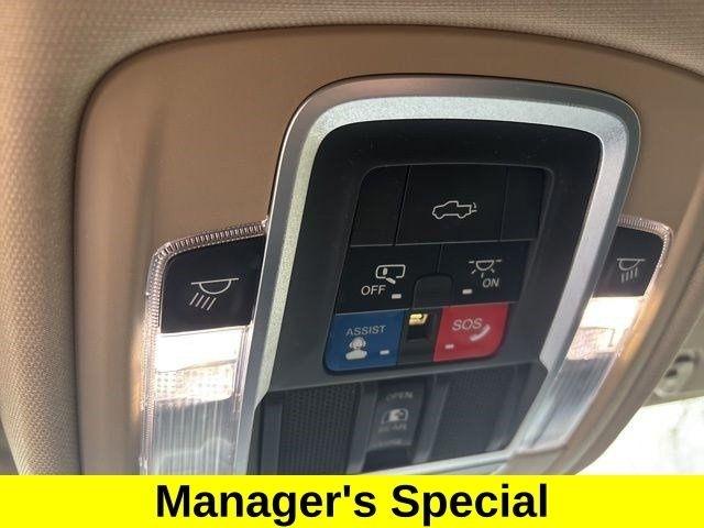 RAM 1500 Laramie Crew Cab 4WD 2020