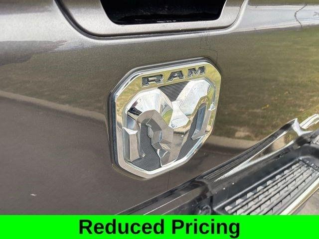 RAM 1500 Laramie Crew Cab 4WD 2020