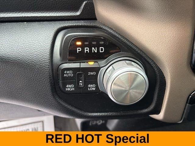 RAM 1500 Laramie Crew Cab 4WD 2020