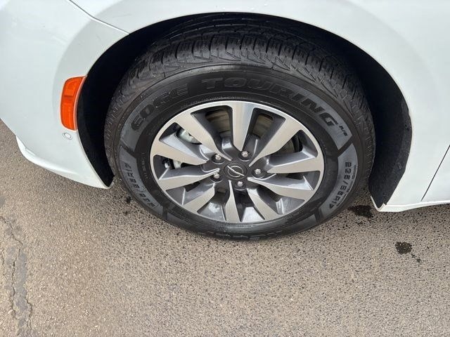 Chrysler Pacifica Hybrid Touring L 2022