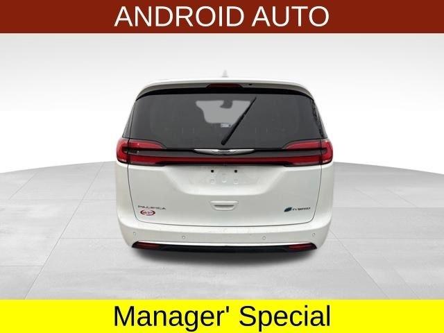 Chrysler Pacifica Hybrid Touring L 2022