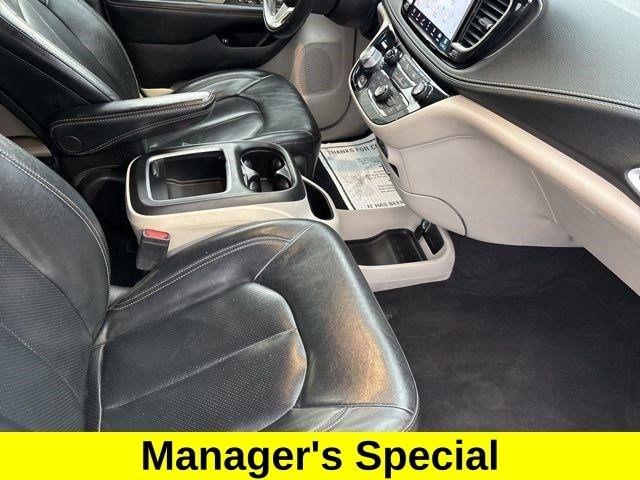 Chrysler Pacifica Hybrid Touring L 2022