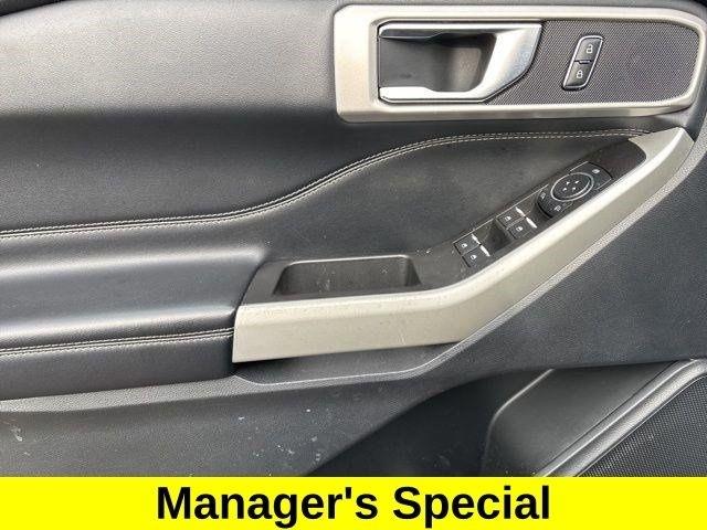 Ford Explorer XLT 2022