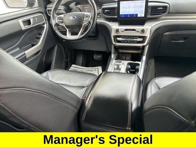 Ford Explorer XLT 2022