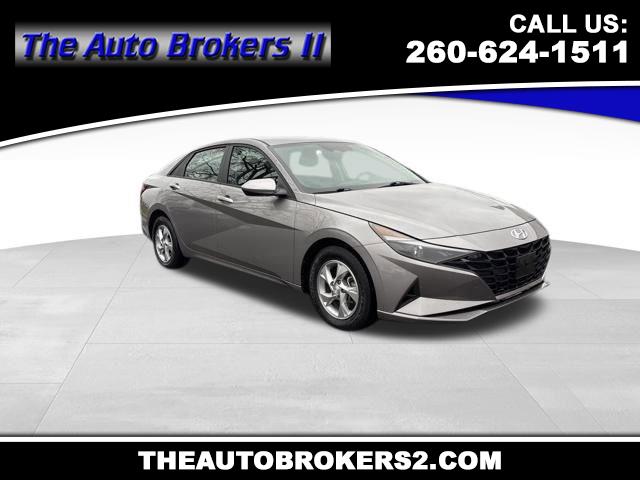 2023 Hyundai Elantra SE