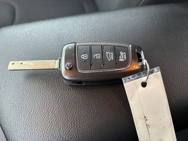 Hyundai Elantra SE 2023