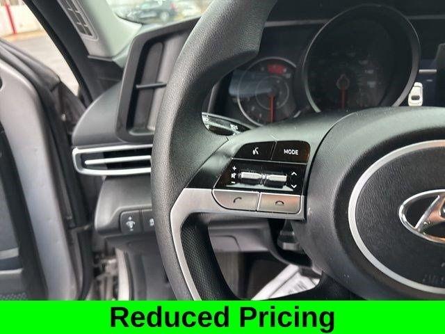 Hyundai Elantra SE 2023