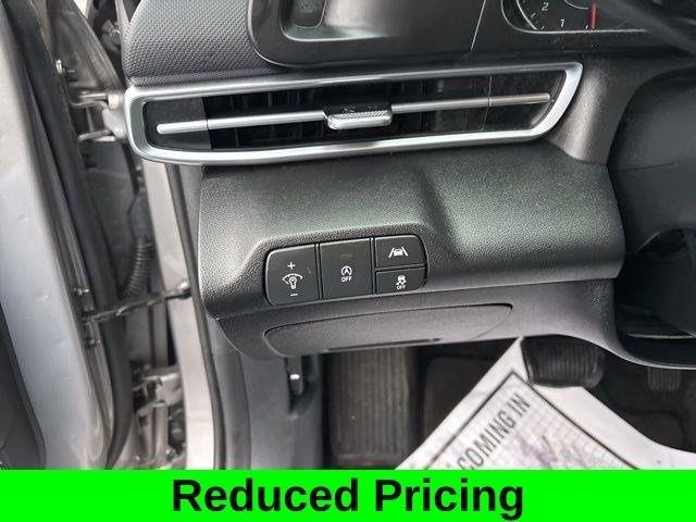 Hyundai Elantra SE 2023