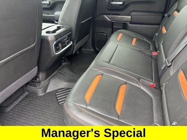 GMC Sierra 1500 AT4 Crew Cab 4WD 2020