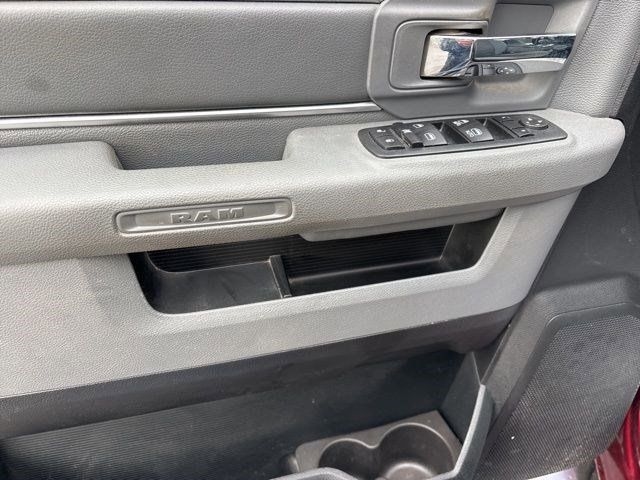 RAM 1500 SLT Crew Cab 4WD 2017