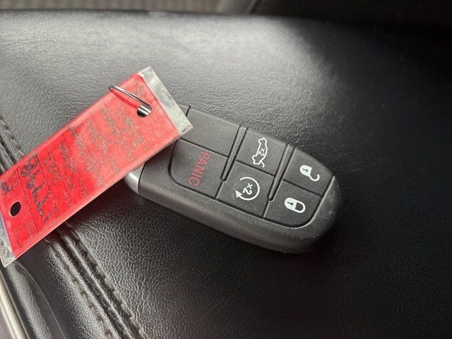 Dodge Challenger SXT 2022