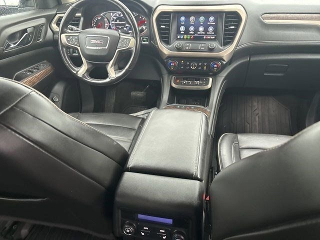 GMC Acadia Denali AWD 2020