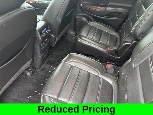 GMC Acadia Denali AWD 2020