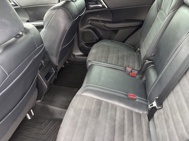 Mitsubishi Outlander SE 4WD 2022