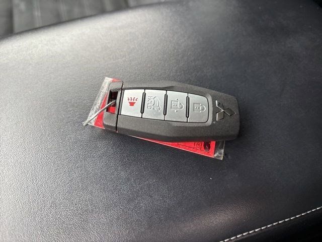 Mitsubishi Outlander SE 4WD 2022