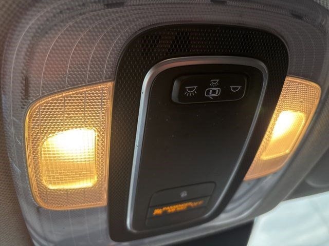 Hyundai Elantra  2022