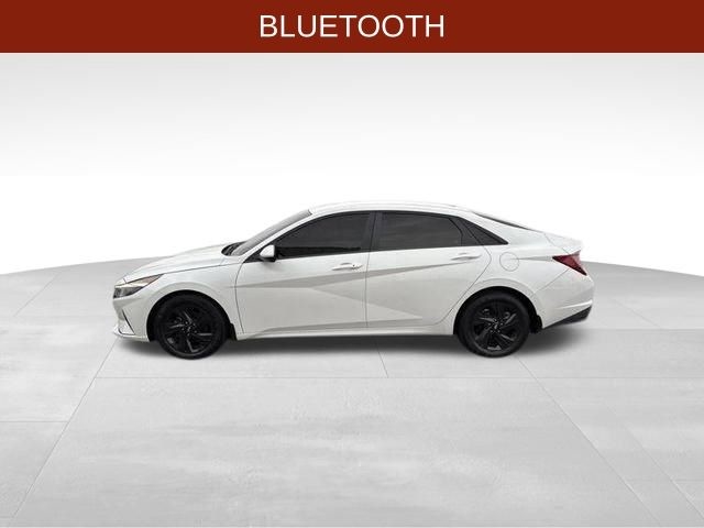 Hyundai Elantra SEL 2022