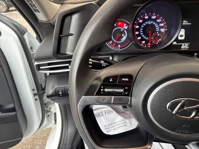 Hyundai Elantra SEL 2022