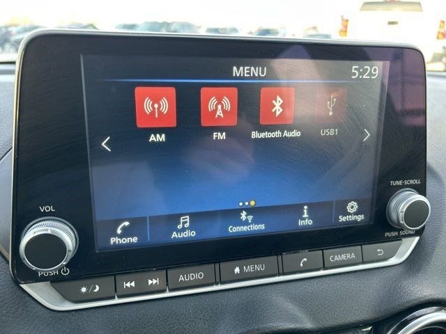 Nissan Sentra SV 2024