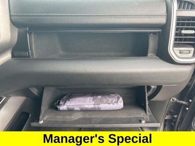 RAM 1500 Laramie Crew Cab 4WD 2021