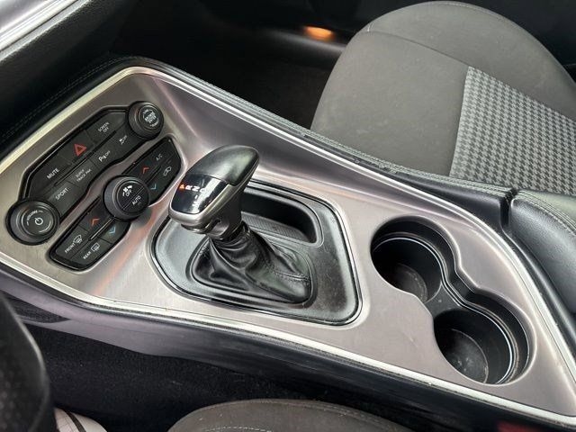 Dodge Challenger GT AWD 2021