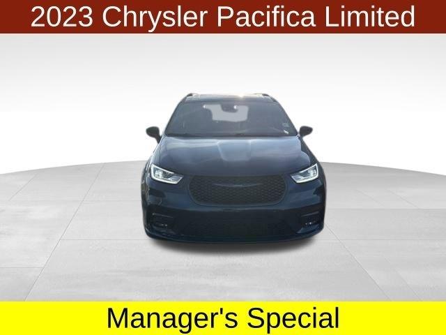 Chrysler Pacifica Limited AWD 2023