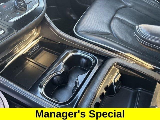 Chrysler Pacifica Limited AWD 2023