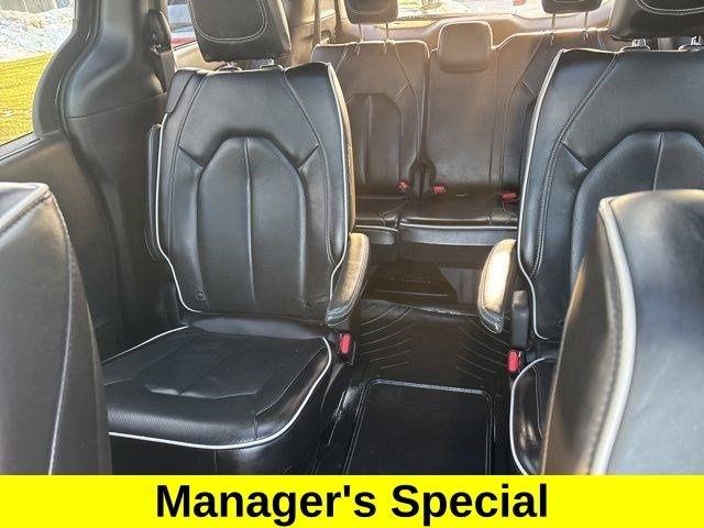 Chrysler Pacifica Limited AWD 2023