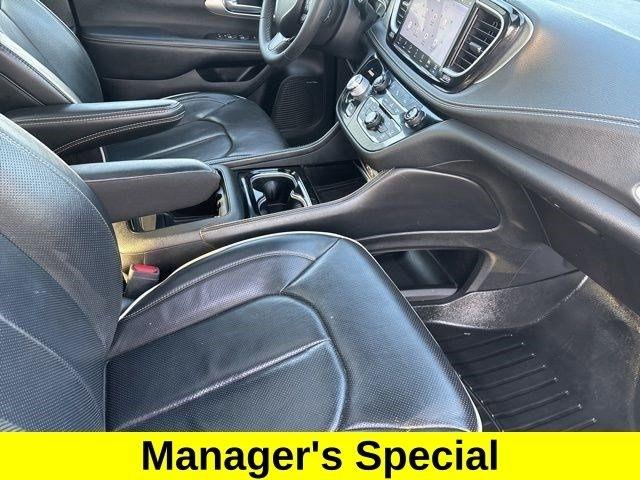 Chrysler Pacifica Limited AWD 2023