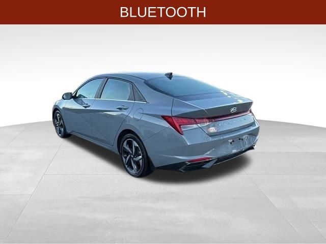 Hyundai Elantra Limited 2022