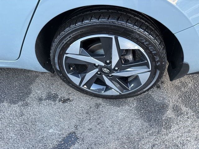 Hyundai Elantra Limited 2022