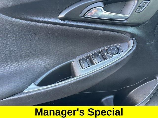 Chevrolet Malibu  2023