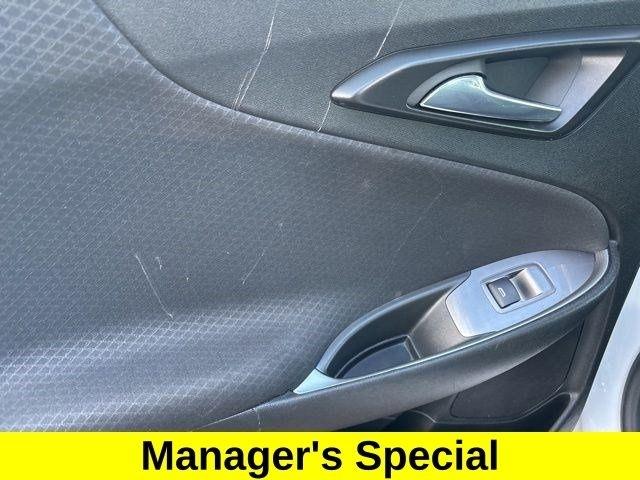 Chevrolet Malibu  2023