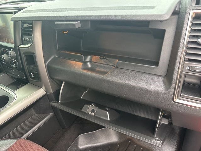 RAM 1500 Sport Crew Cab 4WD 2016