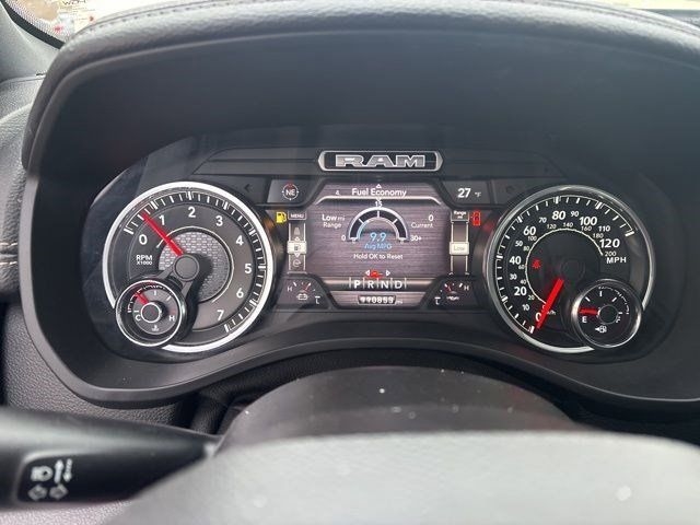 RAM 1500 Laramie Crew Cab 4WD 2021